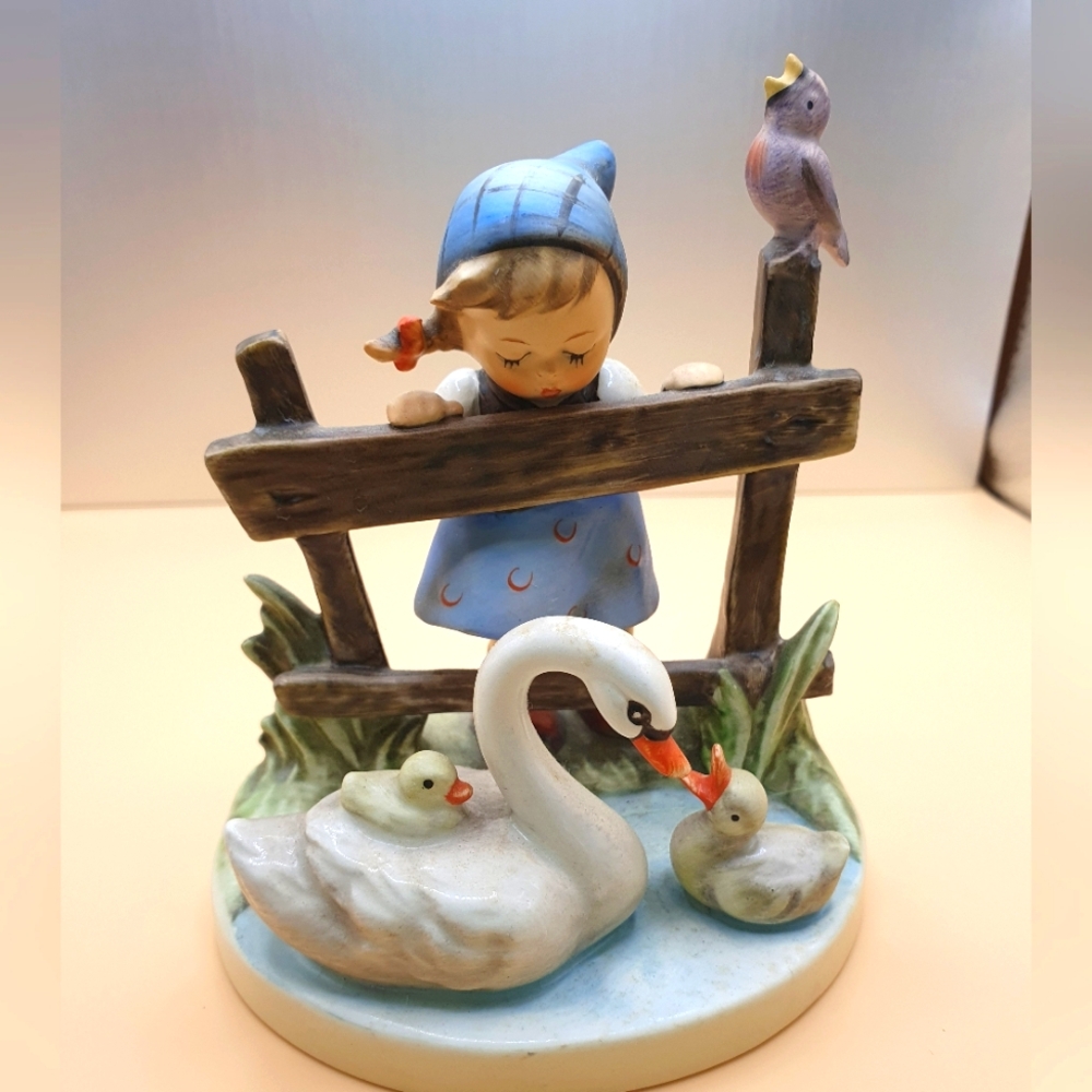 Goebel Hummel figurine